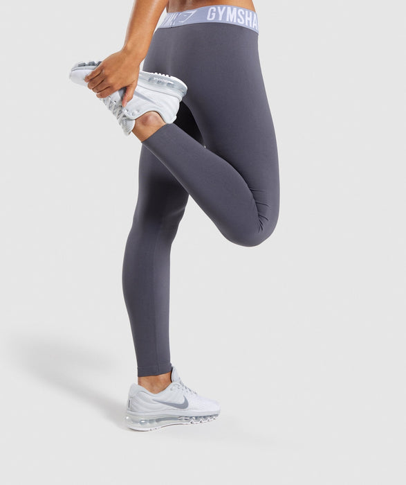 Gymshark Fit Leggings - GreyFit for performance.- Unrestricted fit- Seamless knit- Elasticated Gymshark waistband- Internal silicone grip- 80% Nylon, 20% Elastane- Model is 5'5" and wears a siztights & leggingsoverrask.noOverrask.nonull
