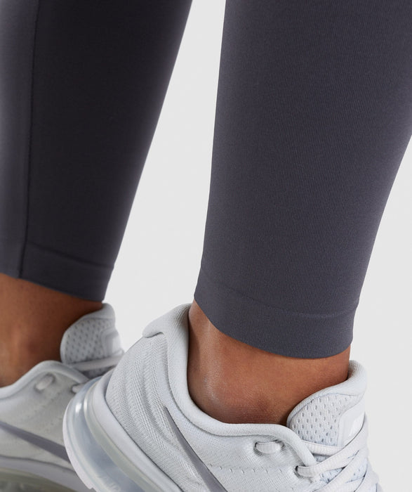 Gymshark Fit Leggings - GreyFit for performance.- Unrestricted fit- Seamless knit- Elasticated Gymshark waistband- Internal silicone grip- 80% Nylon, 20% Elastane- Model is 5'5" and wears a siztights & leggingsoverrask.noOverrask.nonull