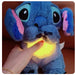 Kawaii Stitch Plush Doll med avslappende musikk og pustefunksjon - Overrask.no